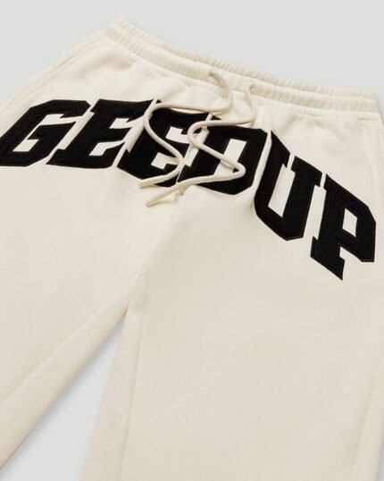 Geedup Team Logo Trackpants Buttercream/Black